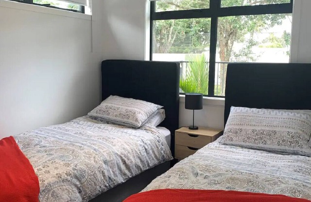 2 Bedroom Apartment, Close to Beach, Ground Floor