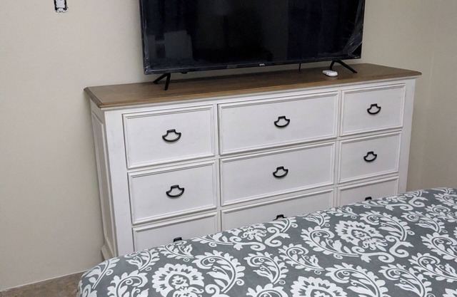 2-bedroom apartment in fabulous Portmore with AC, WiFi, fitness room