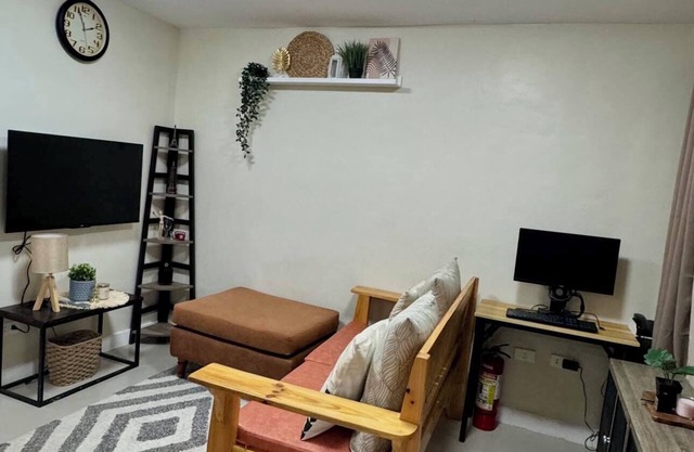 2-bedroom apartment in Antipolo with WiFi, AC