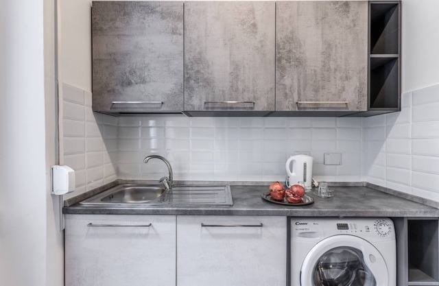 2 bedroom apartment in rome