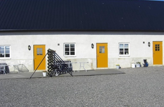 2 bedroom apartment in Löderup