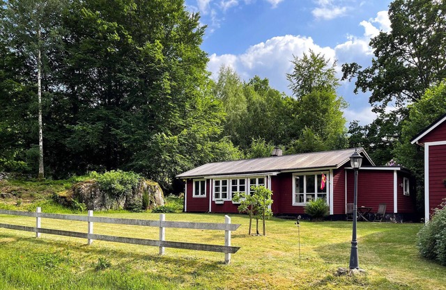 2 bedroom awesome home in Tyringe
