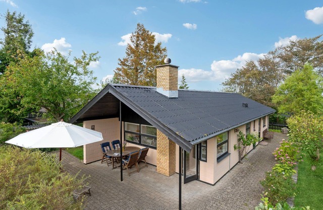 2 bedroom beautiful home in Vejby