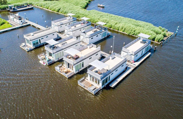 2 bedroom beautiful ship in Aalsmeer