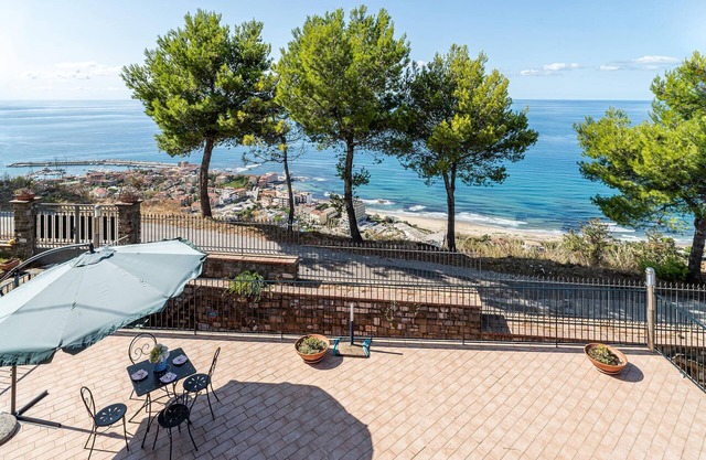 2 bedroom cozy apartment in Acciaroli