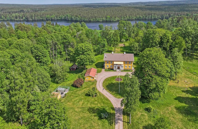 2 bedroom cozy apartment in Mullsjö