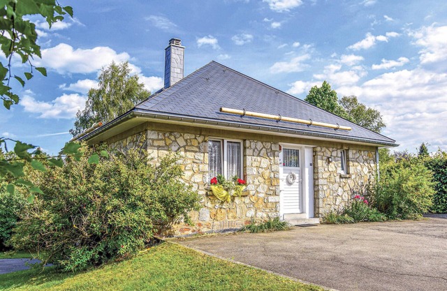 2 bedroom cozy home in Robertville