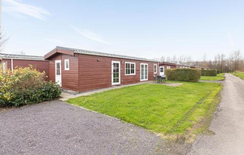 2 Bedroom Cozy Home In Wagenborgen