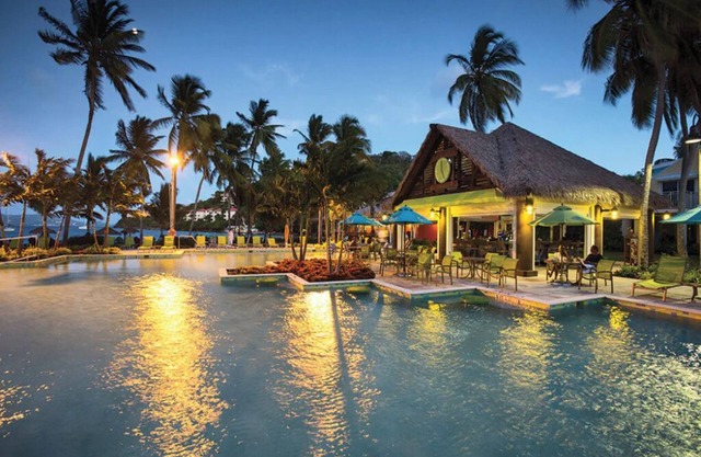 2 Bedroom Deluxe Condo w/Kitchen at Margaritaville, Saint Thomas! Sleeps 8!