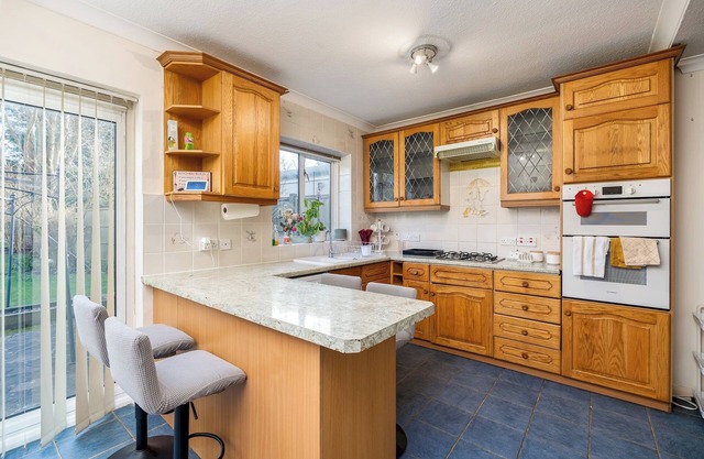 2 Bedroom Family Friendly Central Home | Pass the Keys