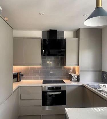 2 Bedroom Flat Bracknell Free Parking