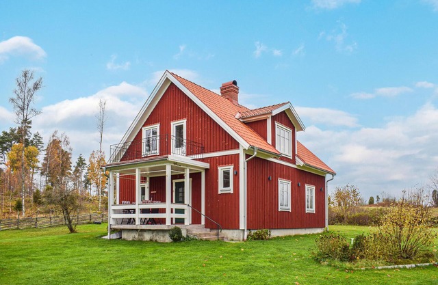 2 bedroom gorgeous home in Landsbro
