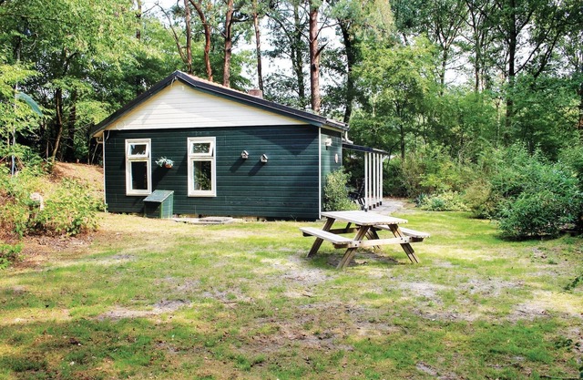 2 bedroom gorgeous home in Beerze