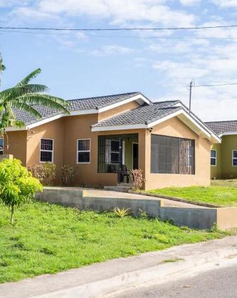 2 Bedroom Haven at Stonebrooks