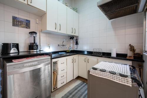 2-bedroom just 200 meters from Flamengo Beach