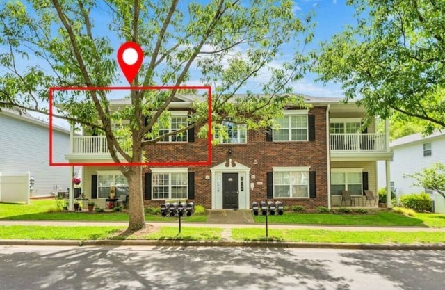 2 Bedroom Lake Norman Condo POOL