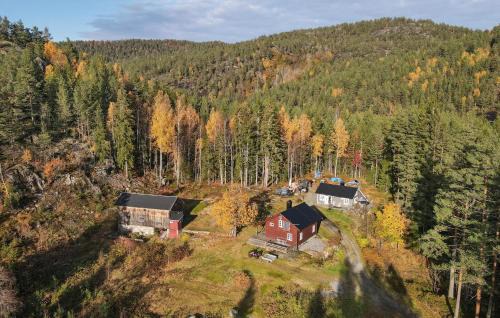 2 Bedroom Lovely Home In Gjerstad