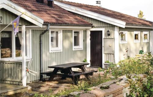 2 Bedroom Lovely Home In Degerhamn