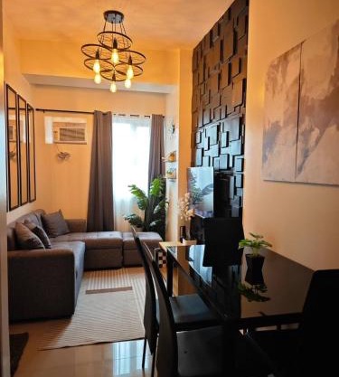 2 Bedroom Luxury Condo UnitLuxHomme