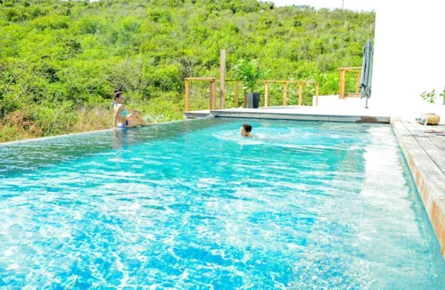 2 bedroom luxury with infinity pool