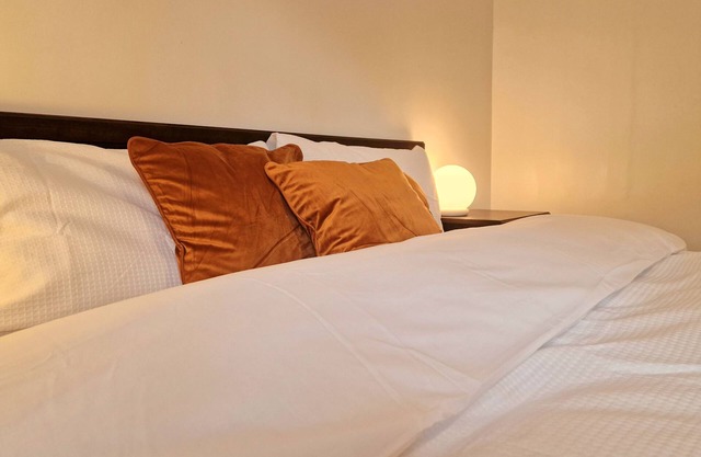 2 bedroom serviced apartment in Surrey