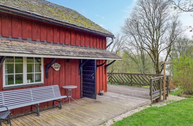 2 bedroom stunning home in åsensbruk