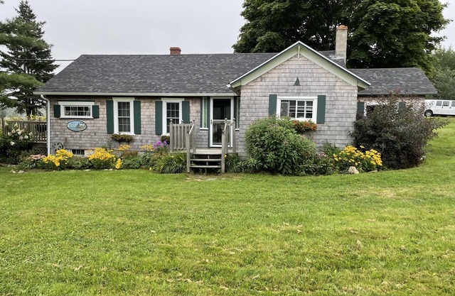 2 Bedroom waterfront home in Bass Harbor!