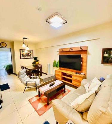 2-bedroom with Balcony in a Resort Setting - H Ivory