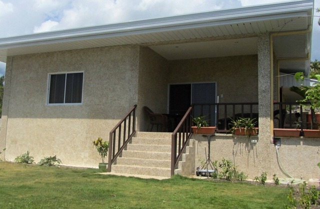 2 Bedrooms Bungalo house with sea view