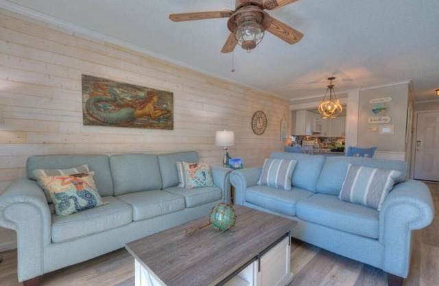 2 BR/2BA, Ocean View Condo w/POOL in Caswell Beach-Sleeps 8