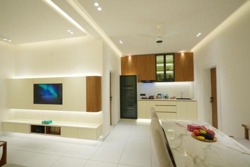 2 BR Serviced Apartment Beside Kolencherry MOSC Hospital