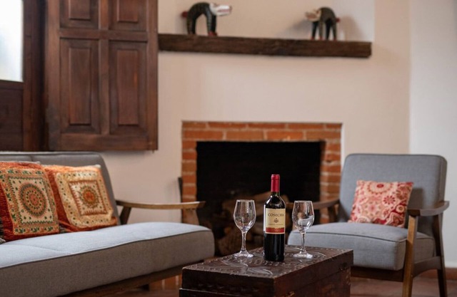 2 Colonial Apartments in Antigua´s Heart