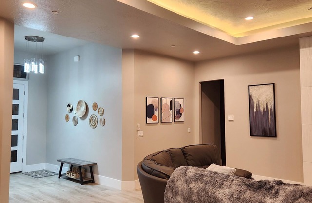 2 Homes side-by-side in Pecan Valley, 5 min from Sand Hollow!