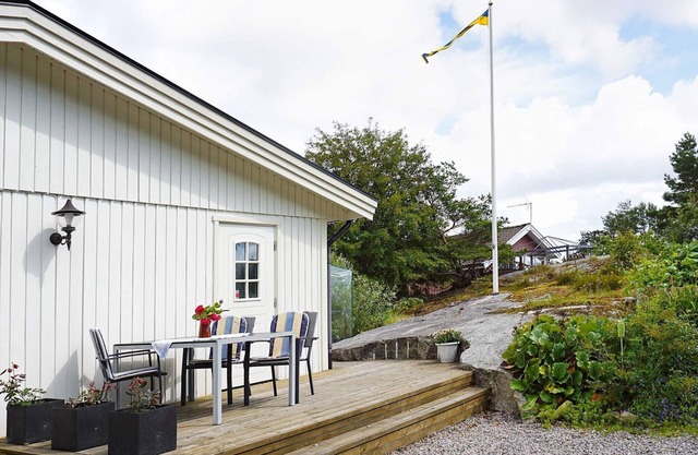 2 person holiday home in STRÖMSTAD-By Traum