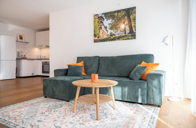 2 rooms | free parking | balcony | near university hospital