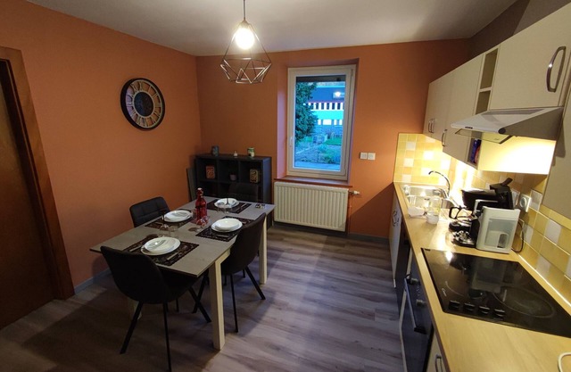 2 to 5 person apartment 2km from the ski slopes