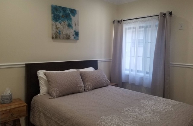 20-2 Comfortable Quality Cribs