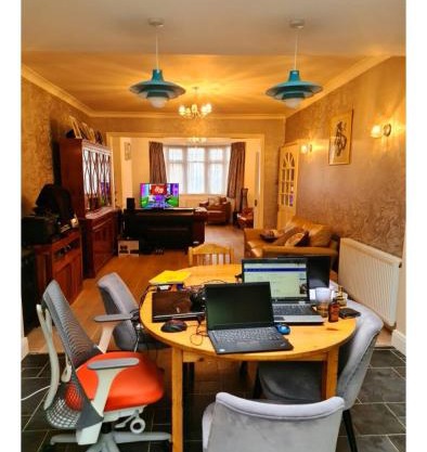 21 Fairfield Crescent