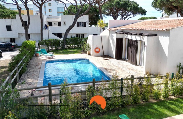 #214 Vivenda 3 Quartos by Home Holidays