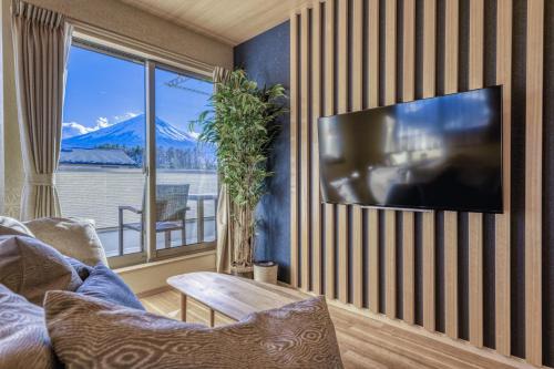 23 ORIYA Mt Fuji -雅MIYABI-