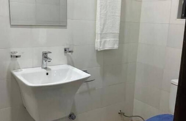 24 Bedroom All Ensuite East Legon Grand Apartment 1