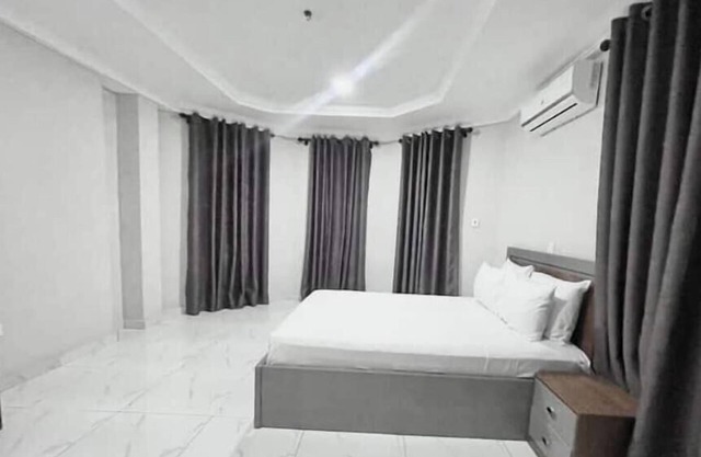 24 Bedroom All Ensuite East Legon Grand Apartment 5