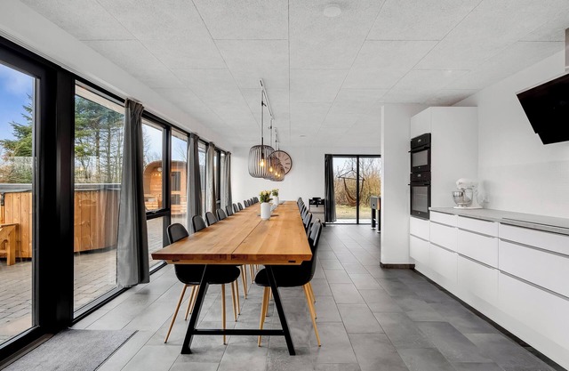24-person holiday home, fully renovated in 2024 - 2002