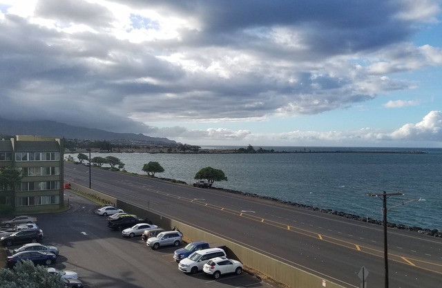25 Feet Unobstructed Harbor View!