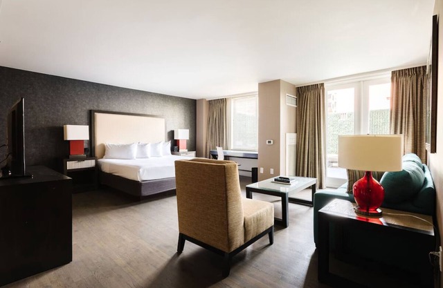 2500 Penn Washington | Extended Stay Savings | Work Desk & Gym