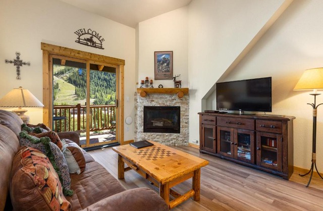 2674 Tenderfoot Lodge Condo