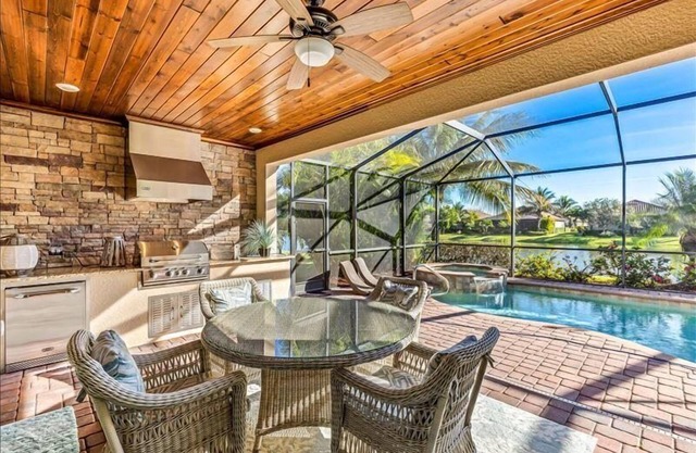 28115 Bonita National Home