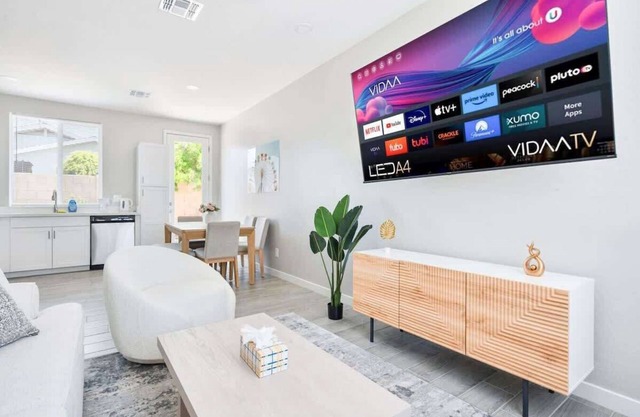 2B2B Paradise Pool Apartment & Park Free