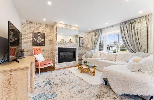 2bdrm Spacious home in Burlington