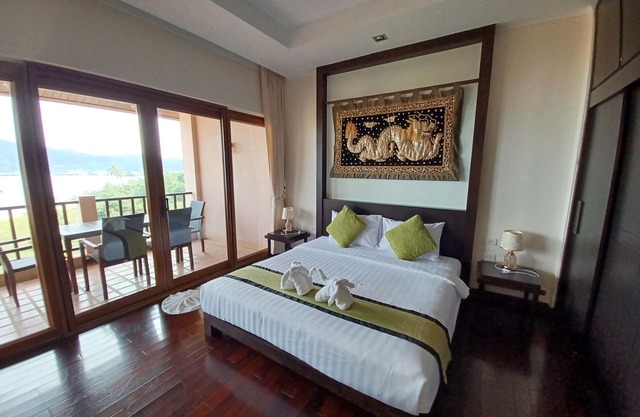2Bed Condo Seaview Koh Chang with AC